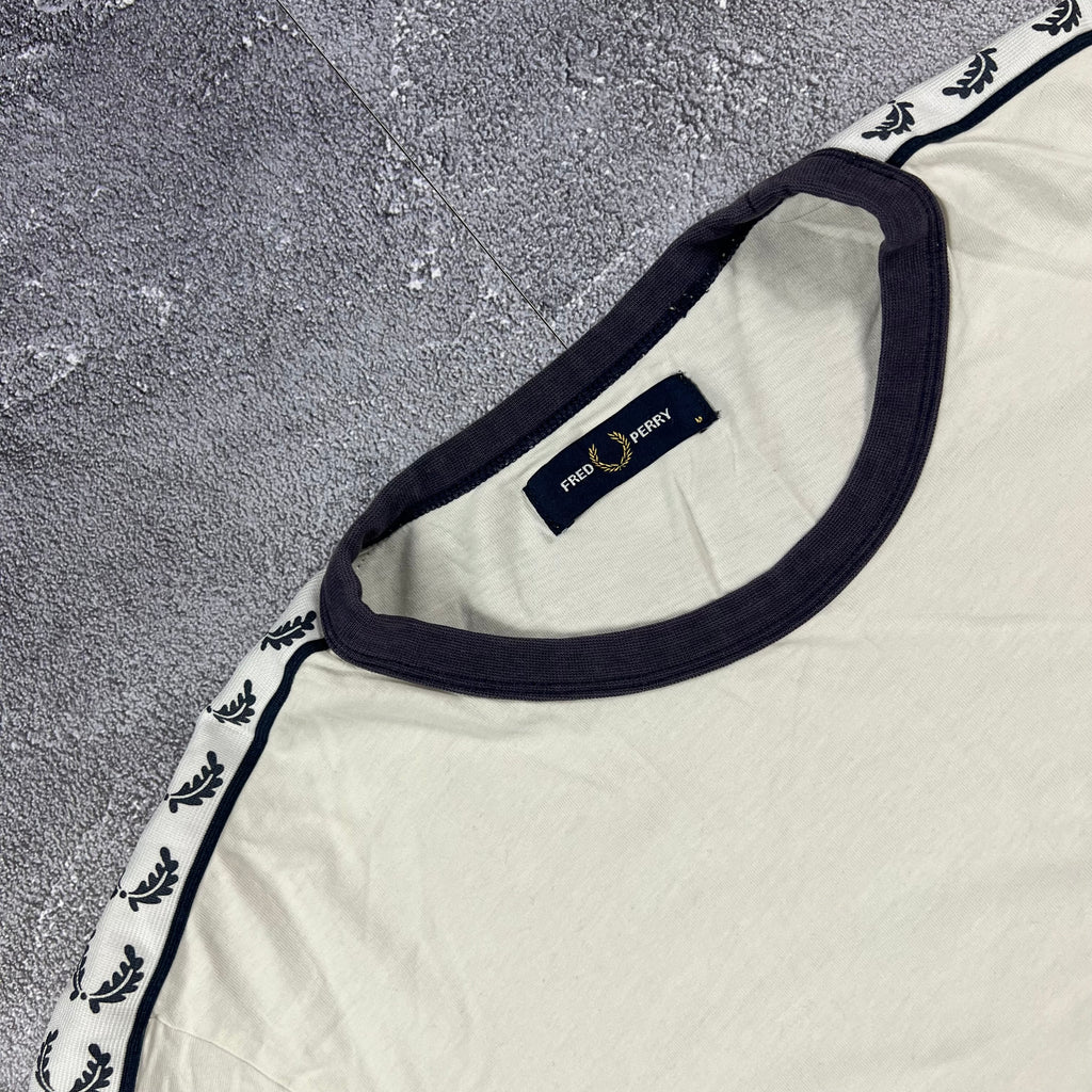 Fred Perry Tshirt (M)