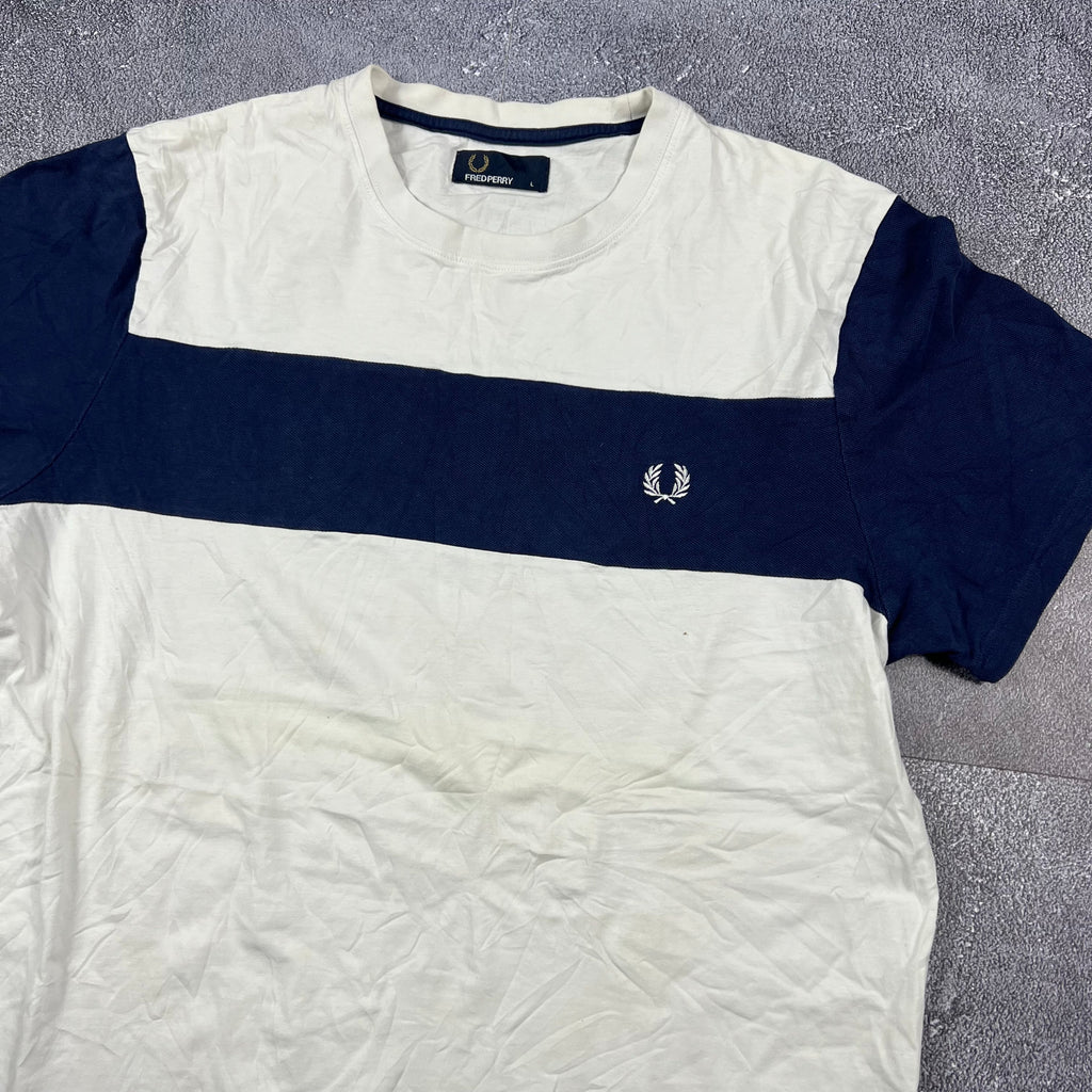 Fred Perry Tshirt (L)