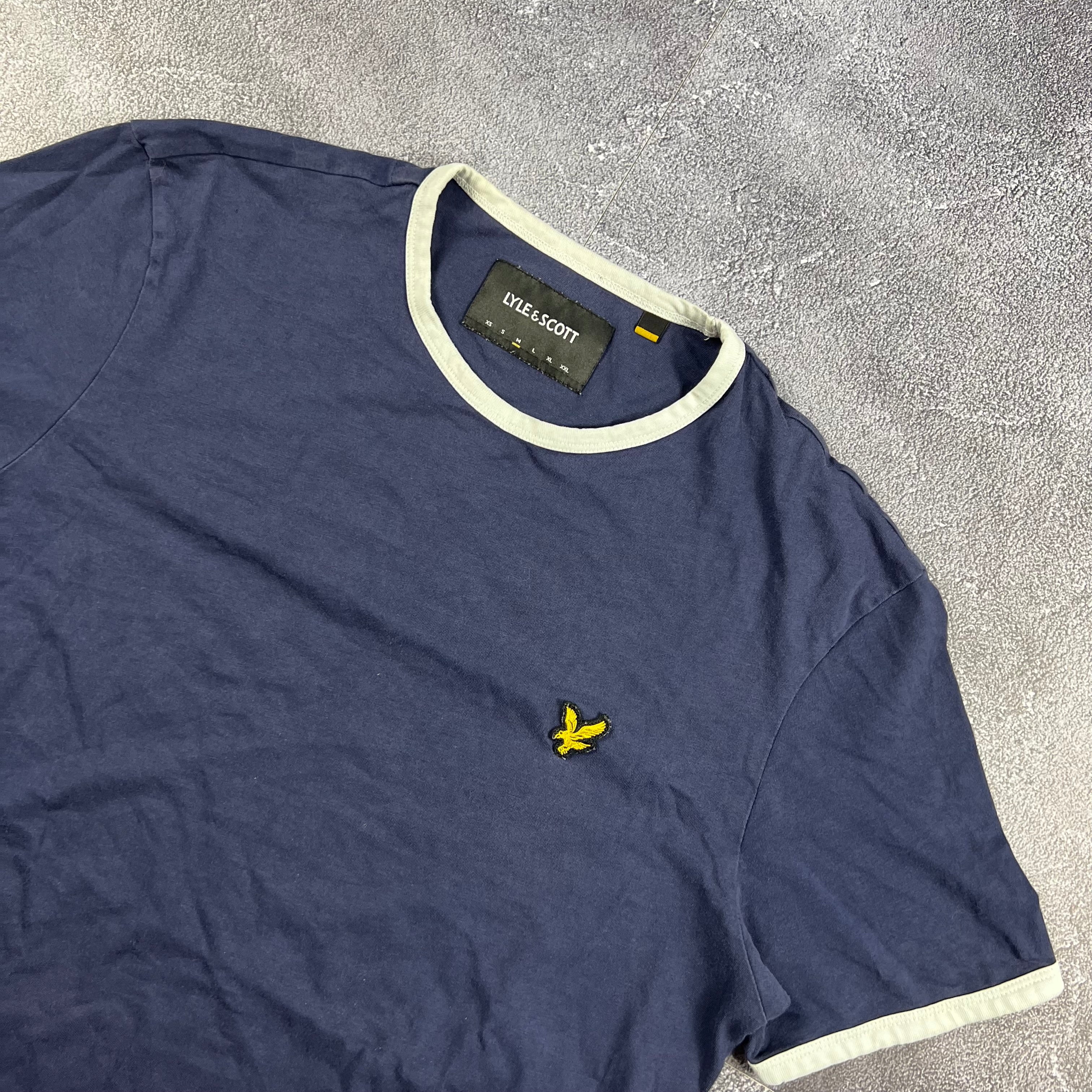 Lyle & Scott Tshirt (M)