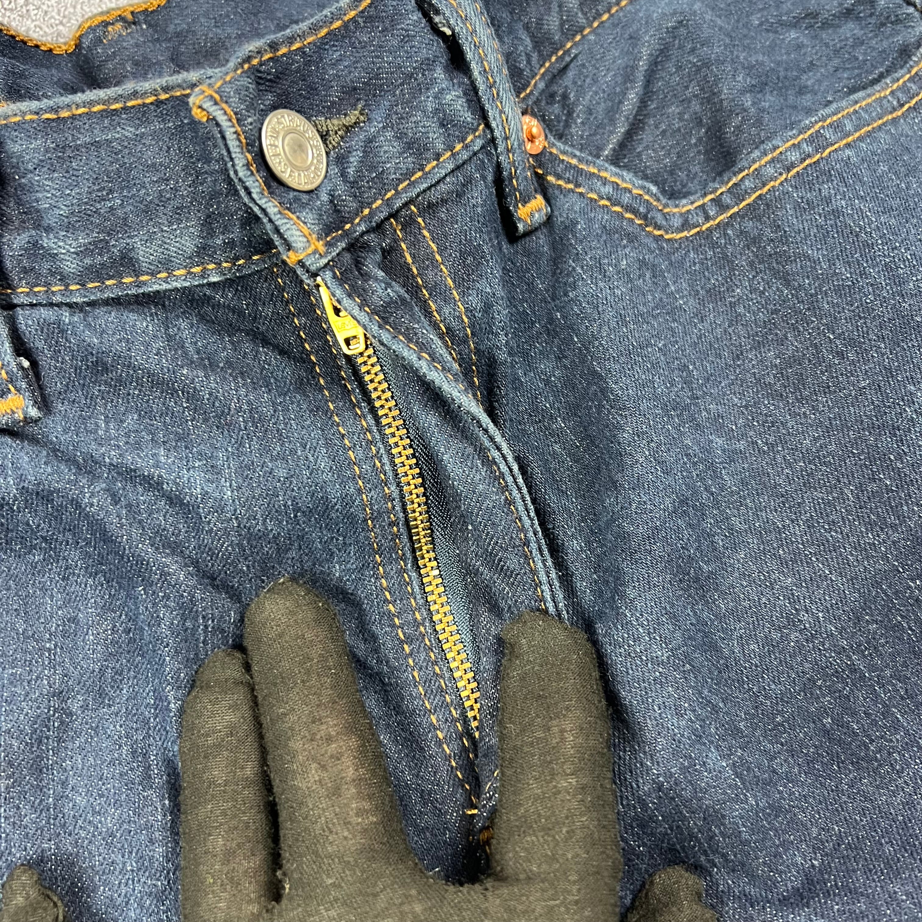 Leviś 504 Jeanshose (M) (W32L32)