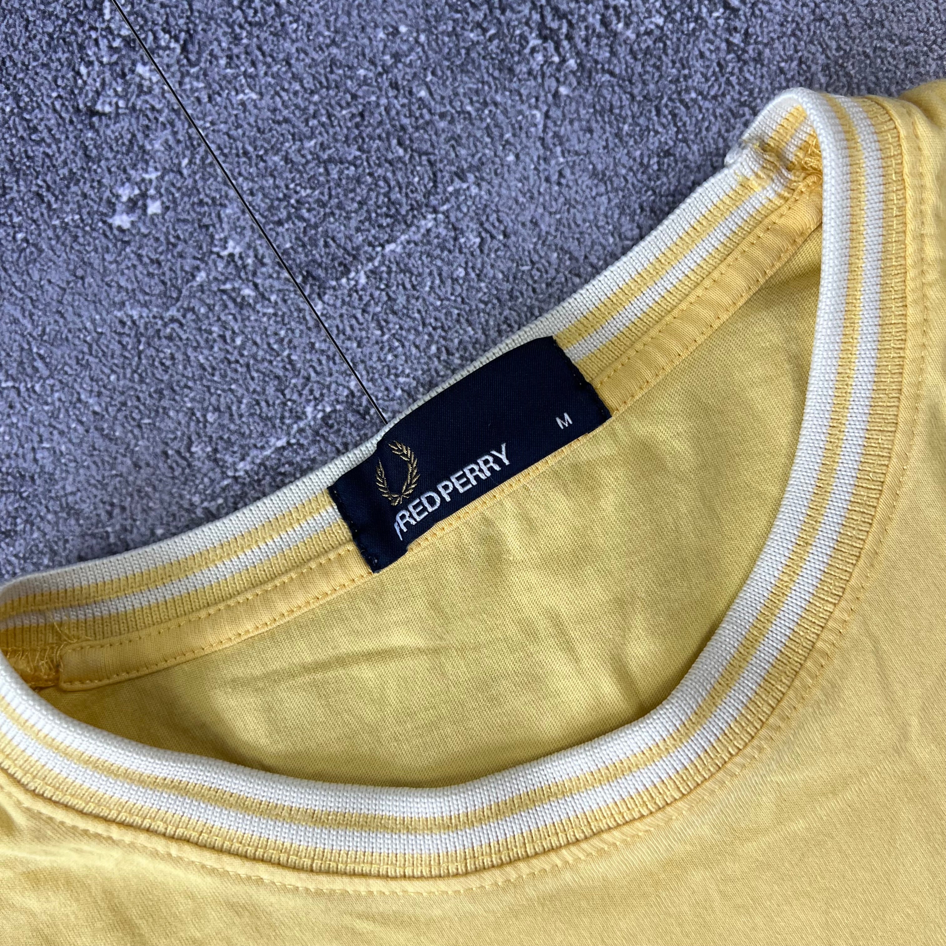 Fred Perry Tshirt (M)