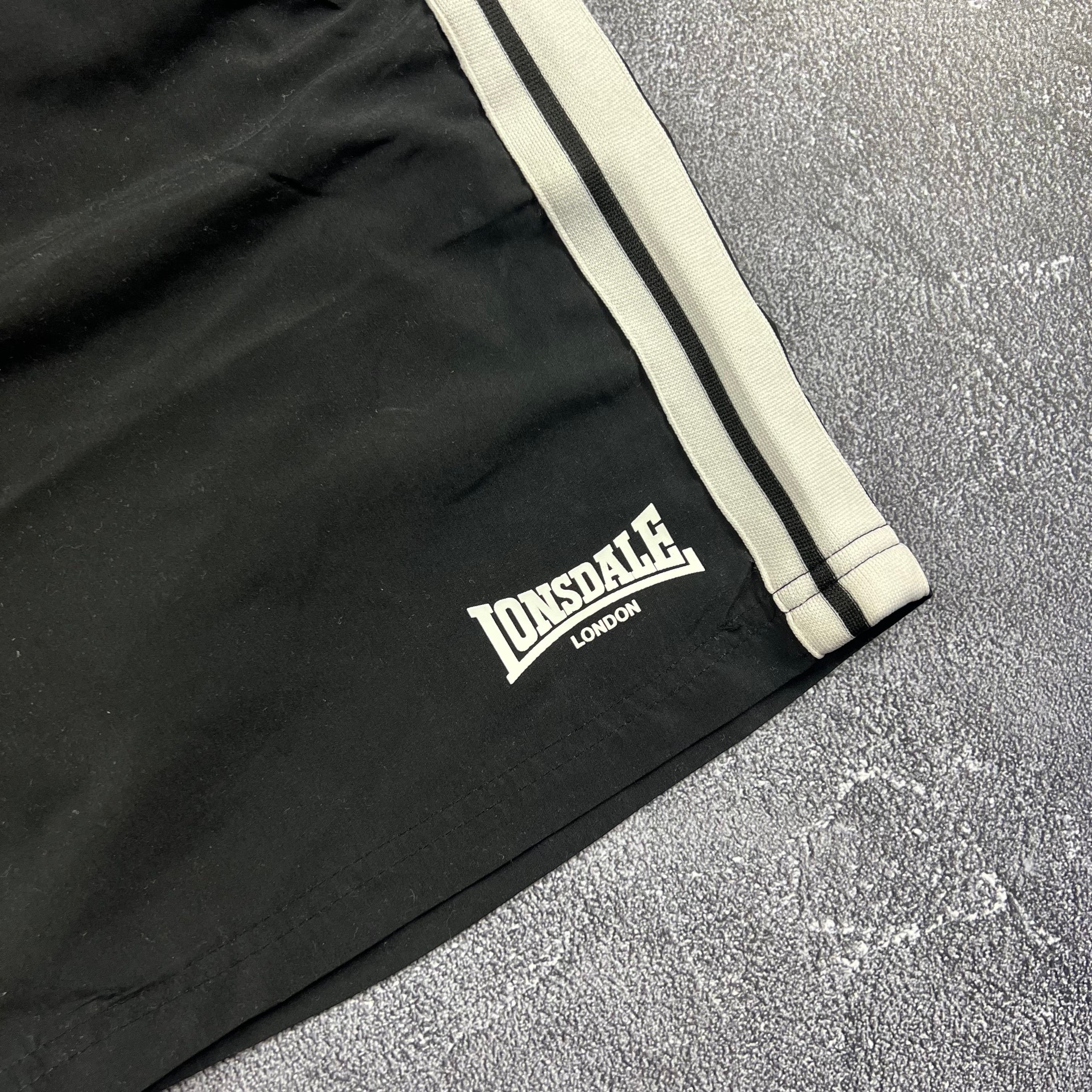 Lonsdale Shorts (XL)