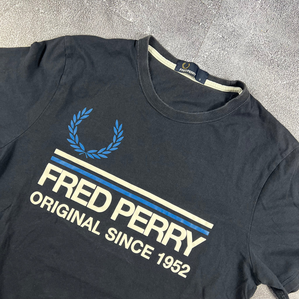 Fred Perry Tshirt (S)