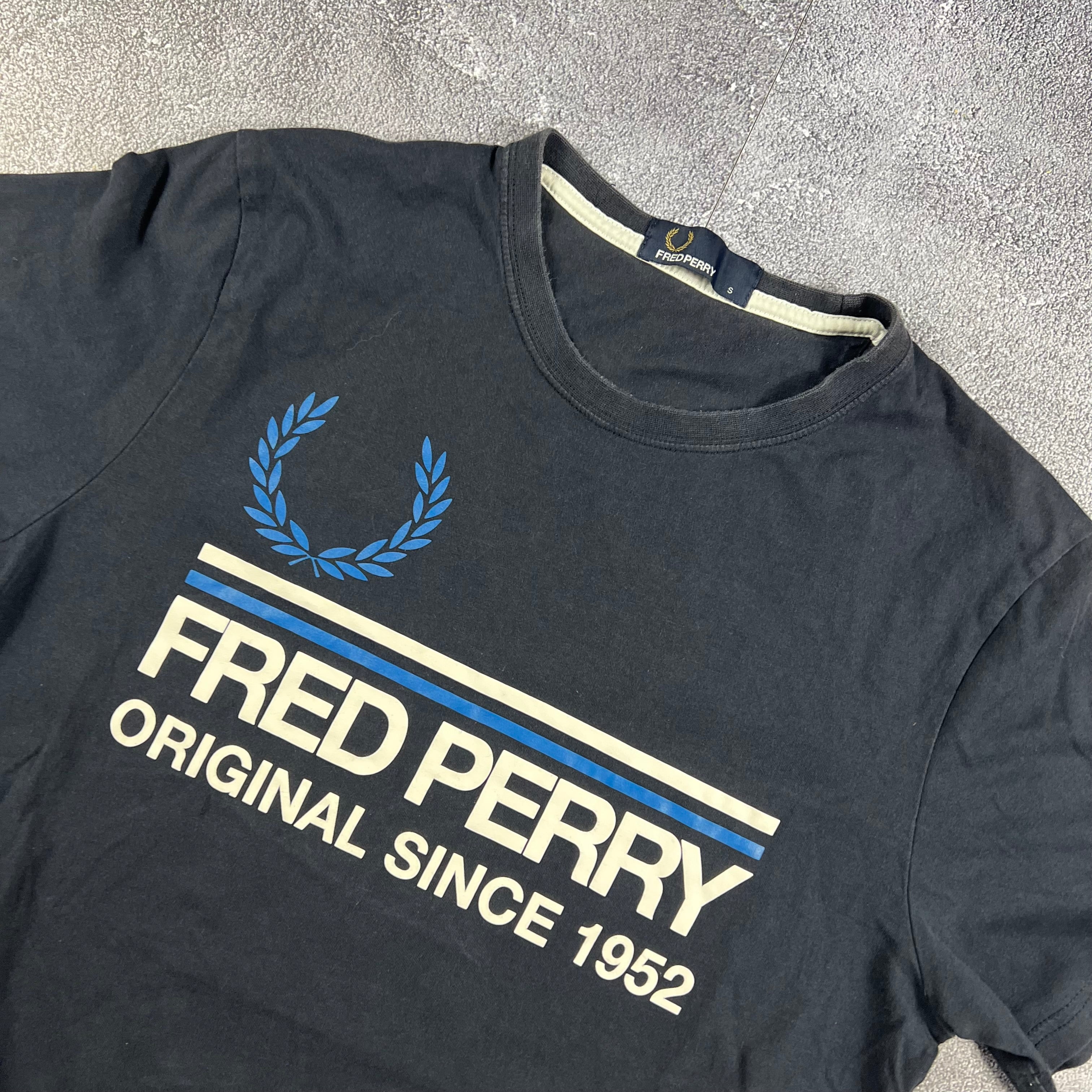 Fred Perry Tshirt (S)