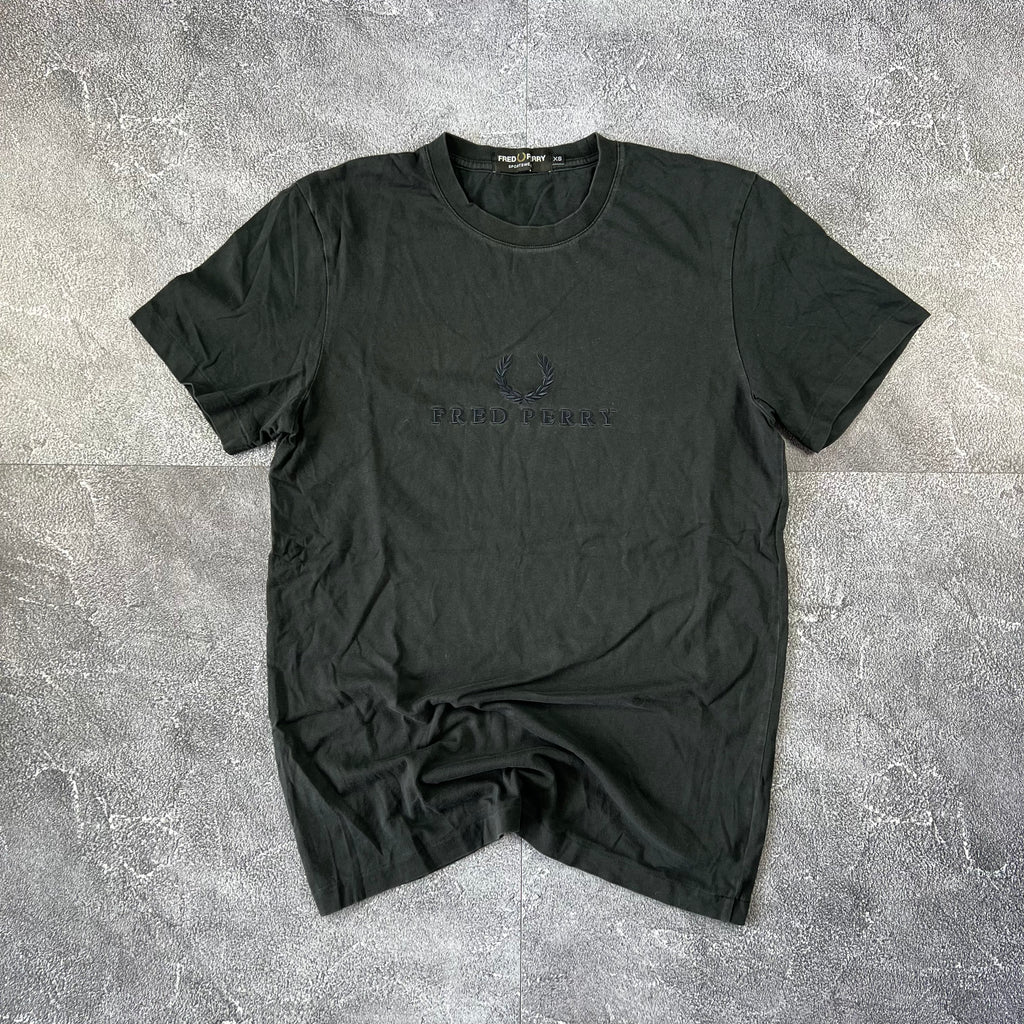Fred Perry Tshirt (XS)