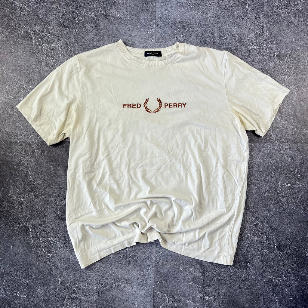Fred Perry Tshirt (XL)