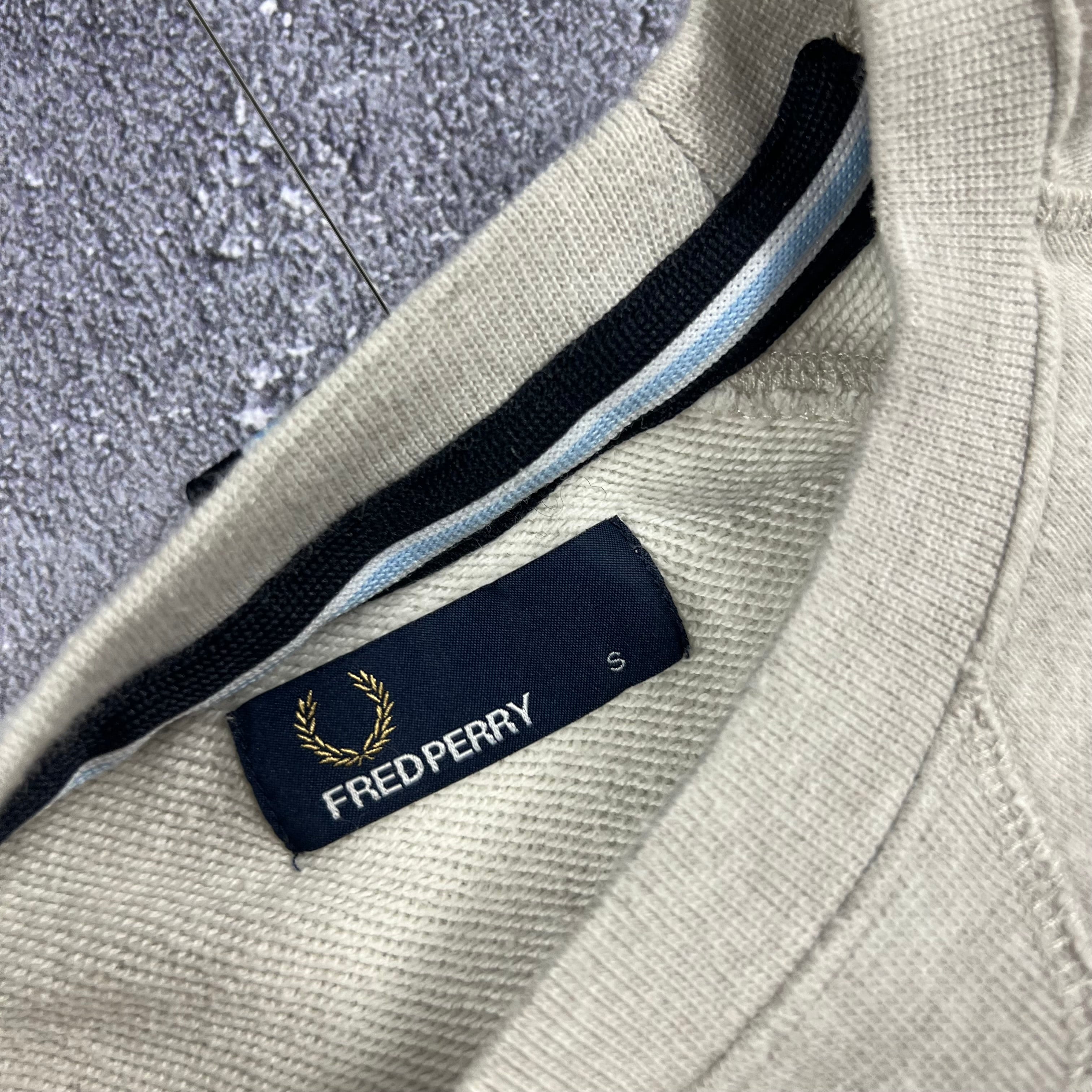 Fred Perry Pullover (S)