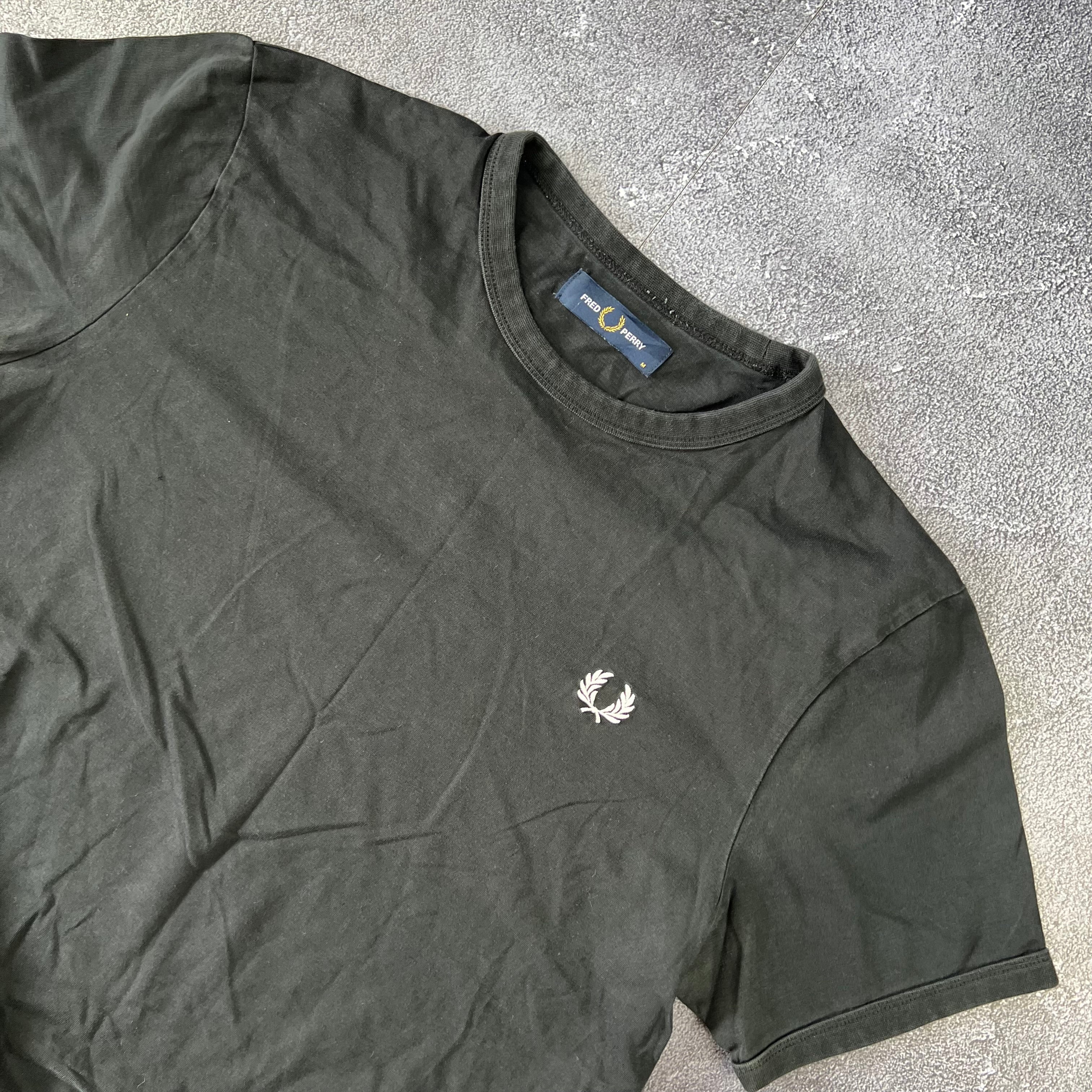 Fred Perry Tshirt (M)