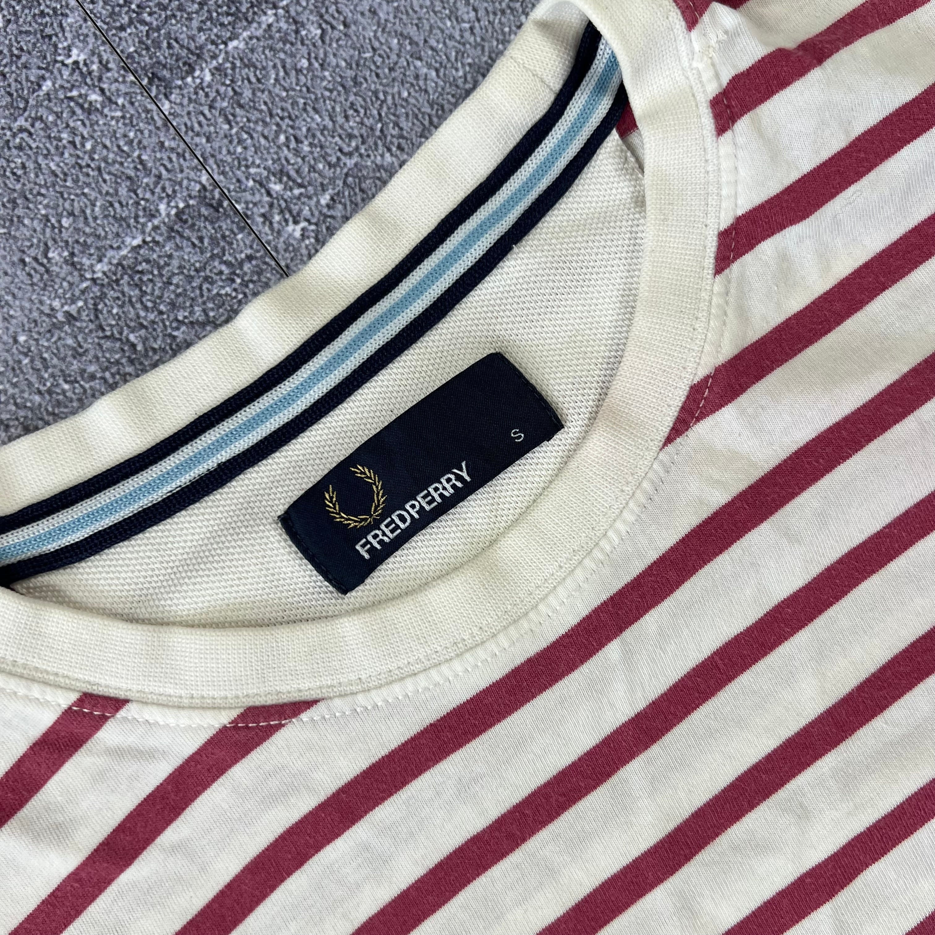 Fred Perry Tshirt (S)