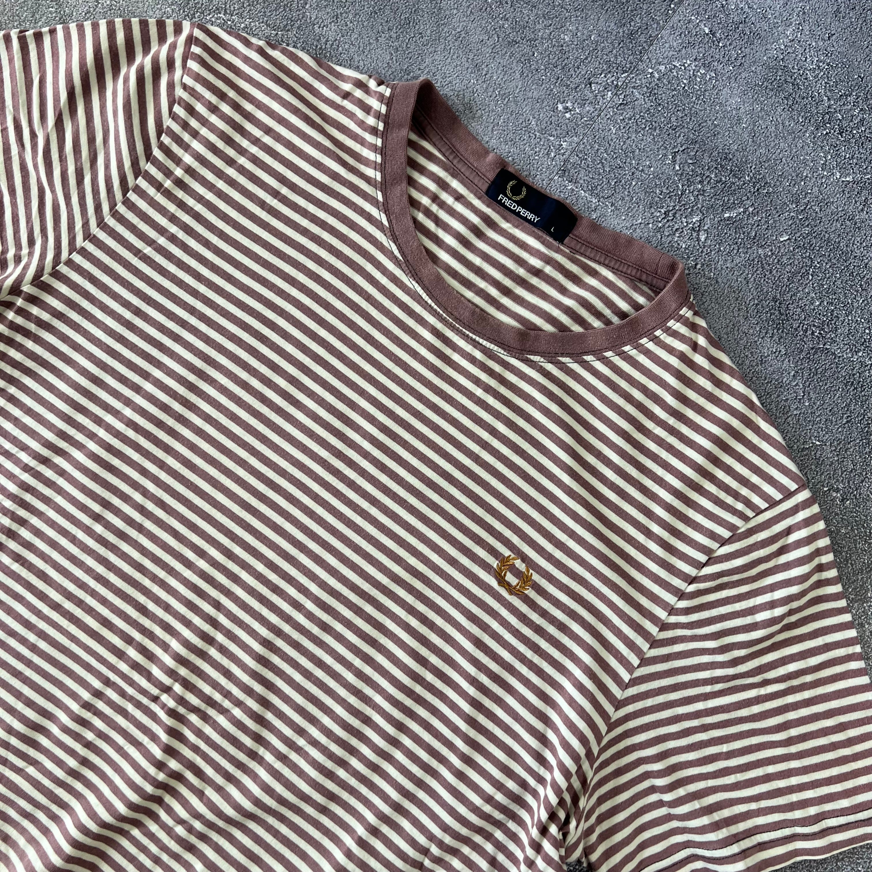Fred Perry Tshirt (L)