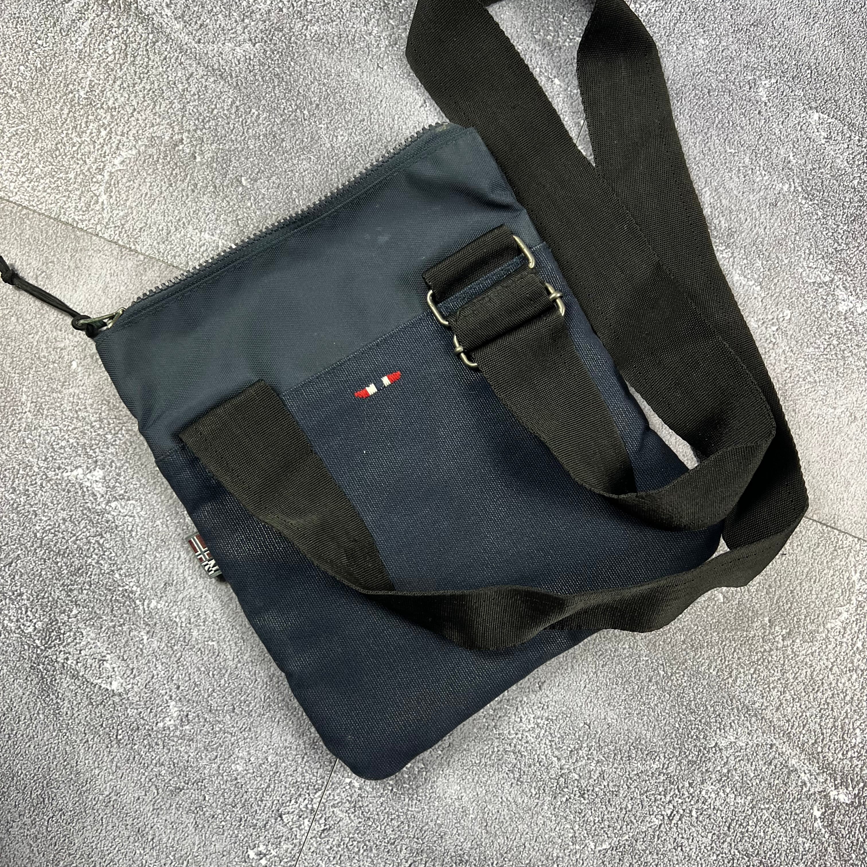 Napapijri Umhängetasche