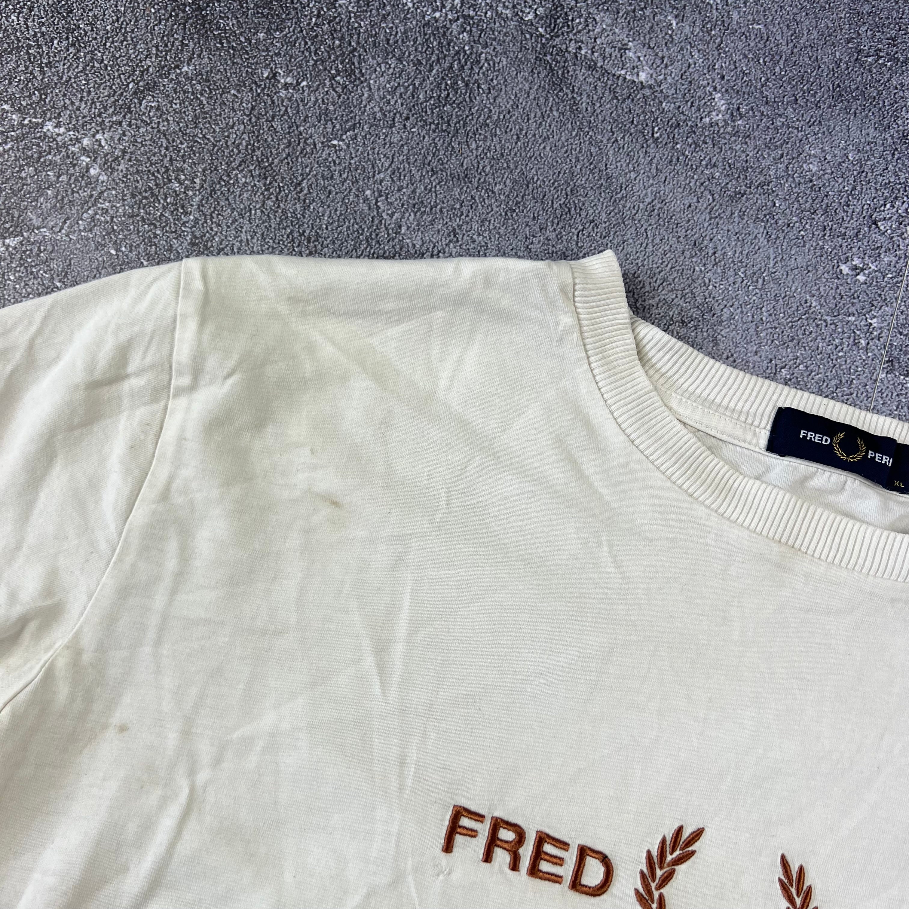 Fred Perry Tshirt (XL)